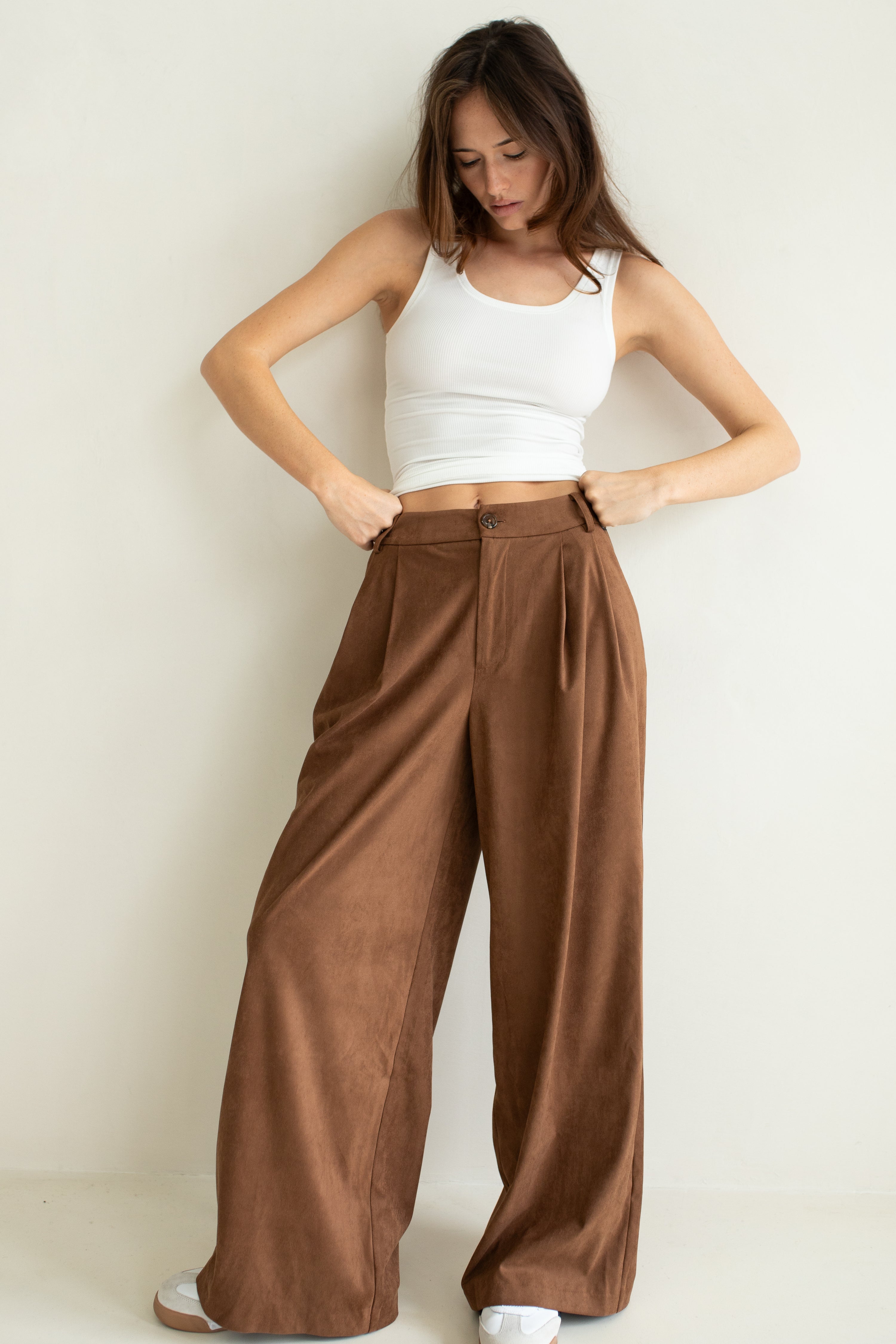 Enderby Faux Suede Wide leg Pant Cocoa