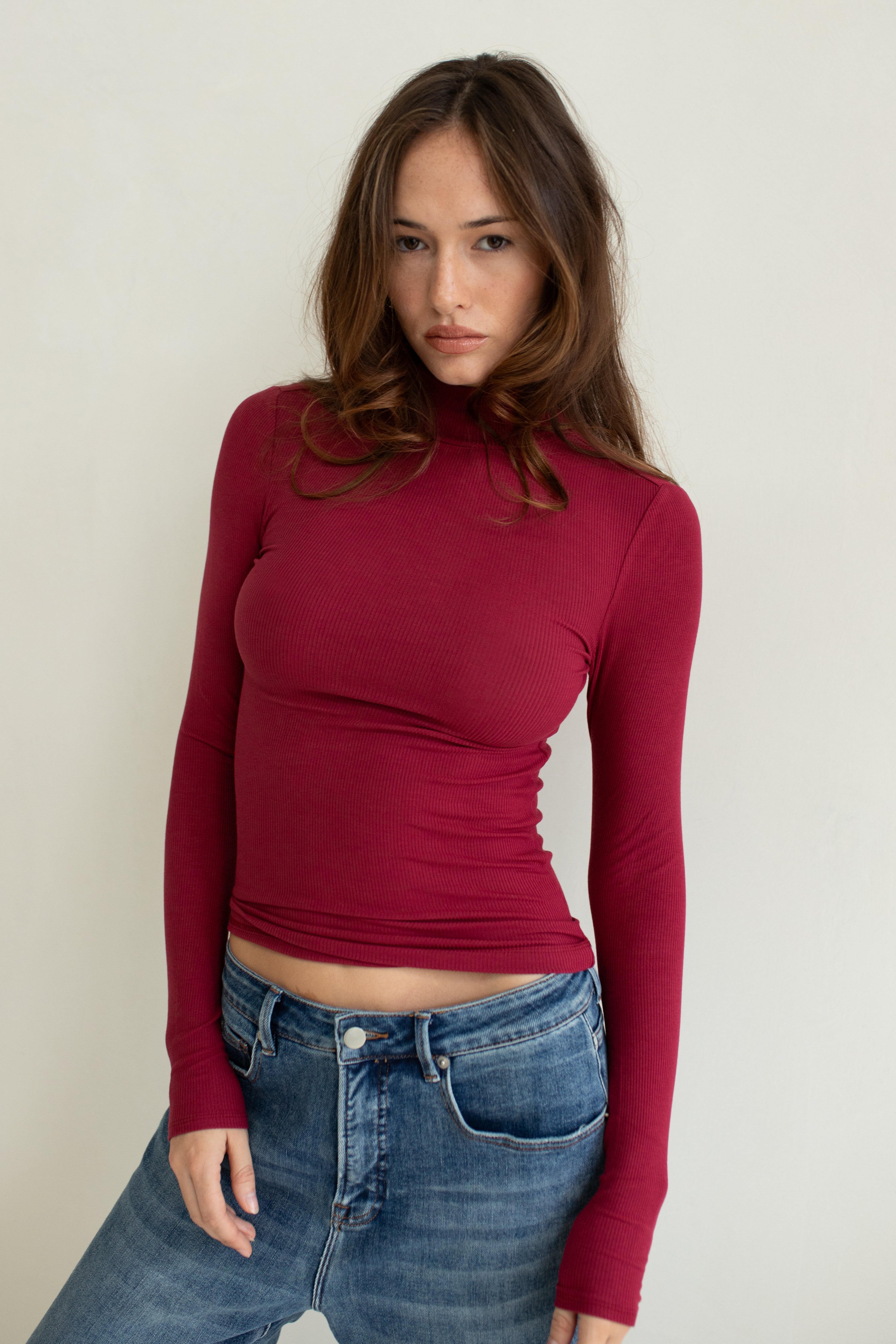 Mock Neck Long Sleeve Rib Tee Raisin