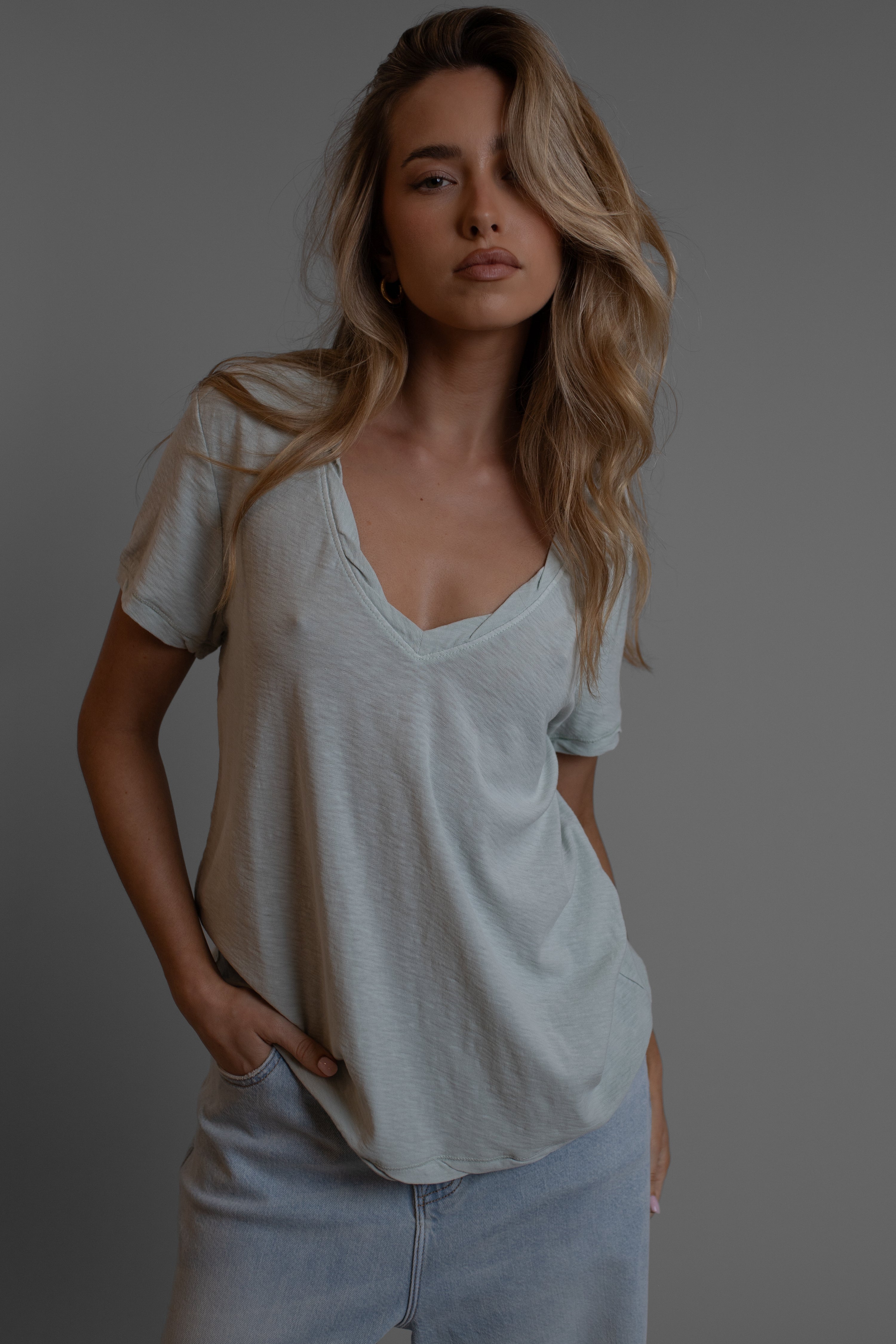 Slub Deep V Tee Milky Green