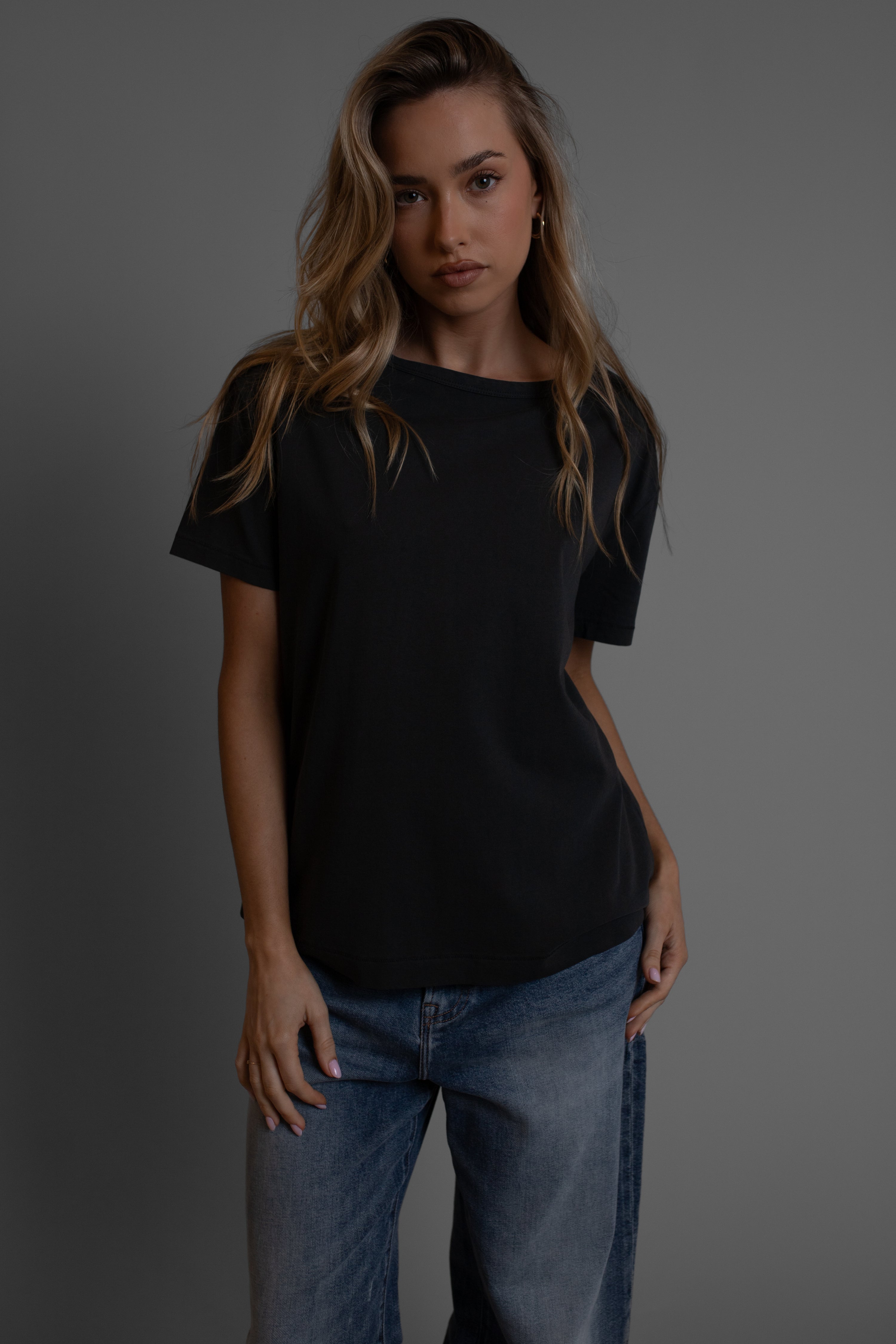 S/S Boyfriend Crew Tee Charcoal