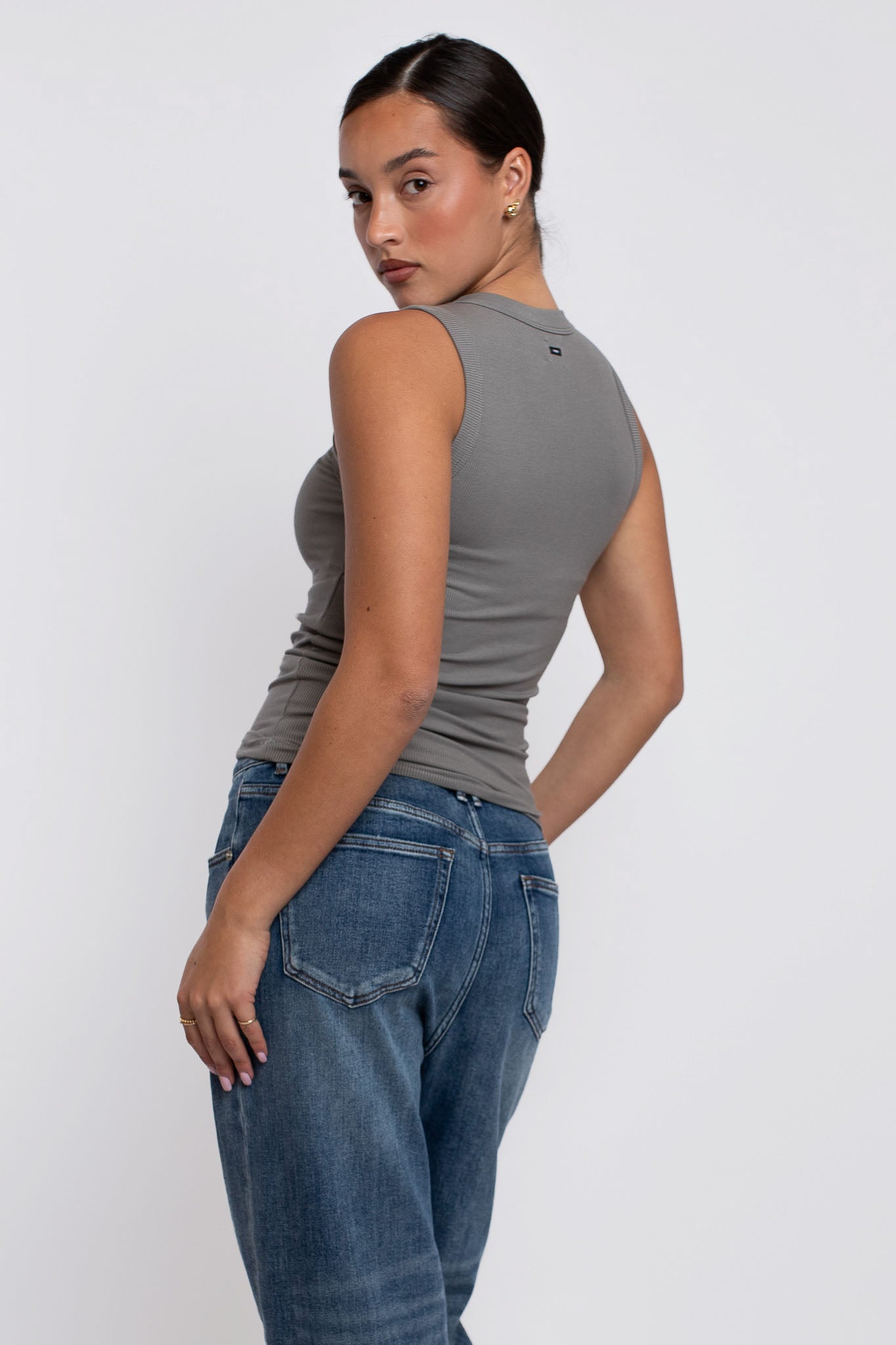 Rib Scoop Neck Tank Smoke